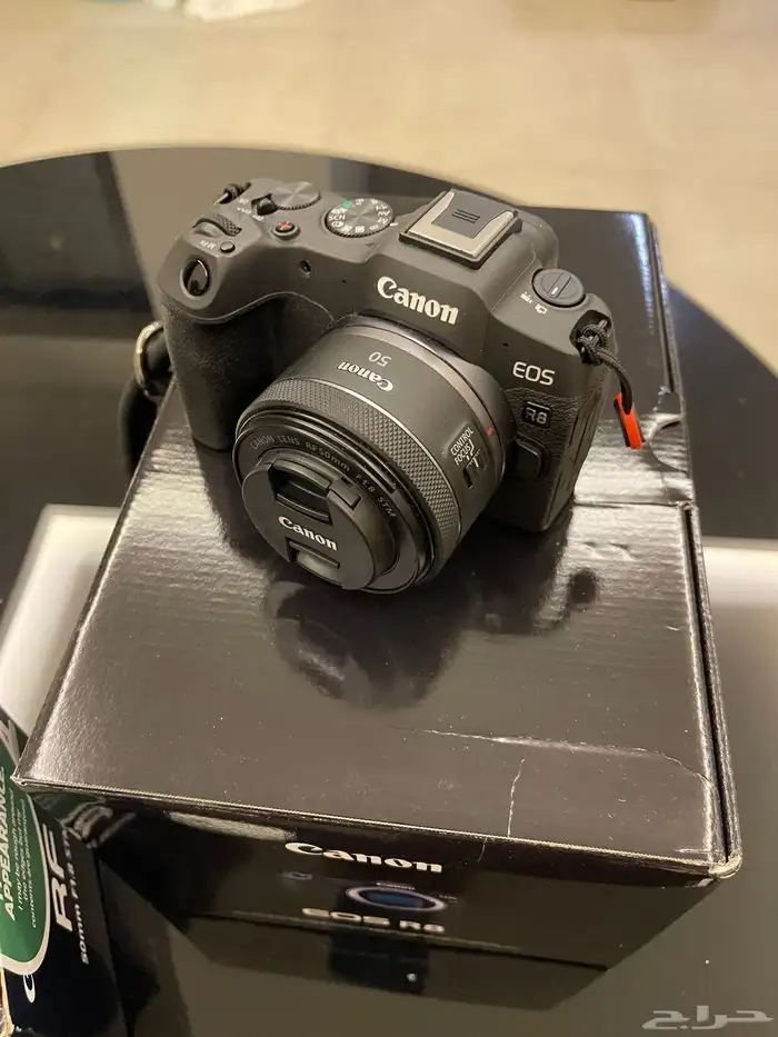 كاميرا كانون Canon R8 0