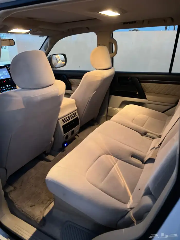 لاندكروزر 2020 ديزل GXR2 5