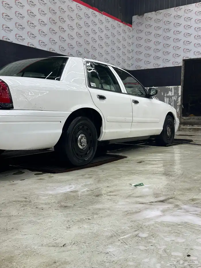 كراون فكتوريا بوليسي 2003 3