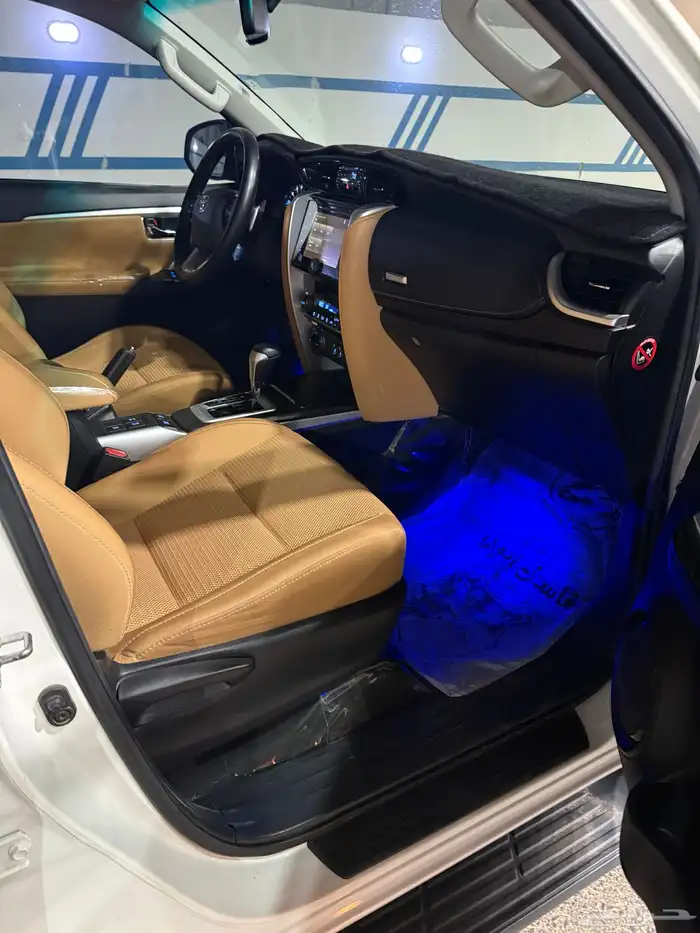 فورتشنر 2020 سته سلندر فل كامل تم البيع 10