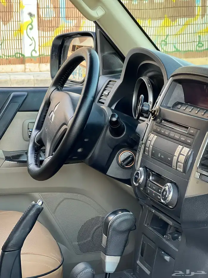 باجيرو 2015 11