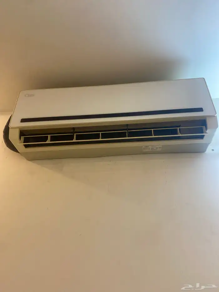 مكيف سبلت استخدام نضيف لمدة شهر فقط السعر 800 قابل للتفاوض 0