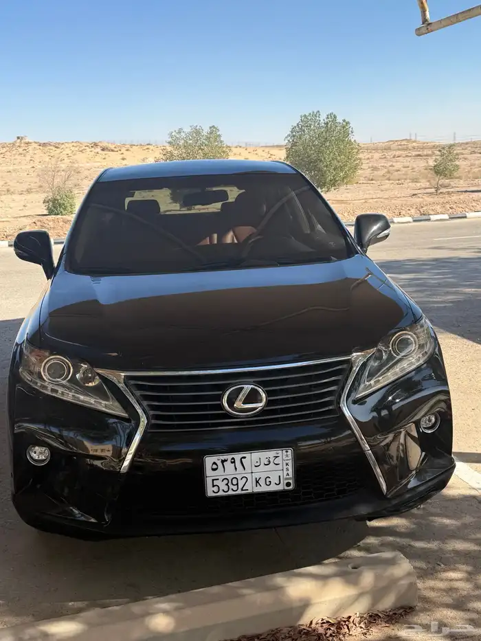 جيب لكزس آراكس 2015 أسود فل كامل 4