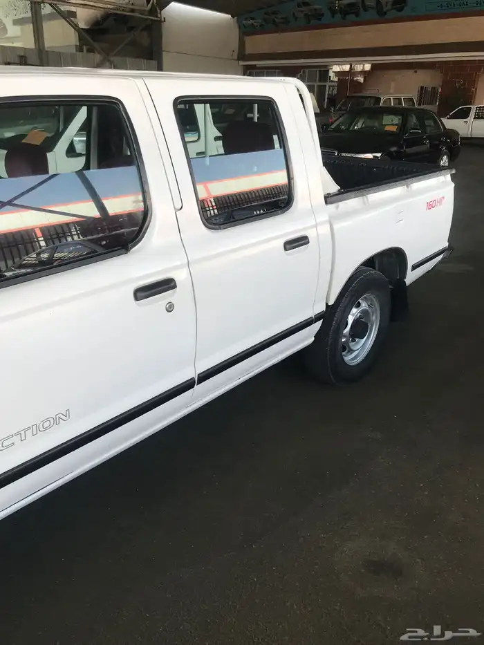 نيسان غمارتين GLموديل 2006 3