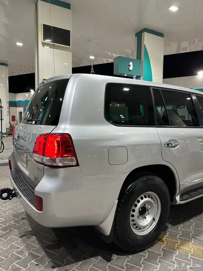 لاند كروزر جكسار 2010 V8 وارد قطر فل كامل شرط 13