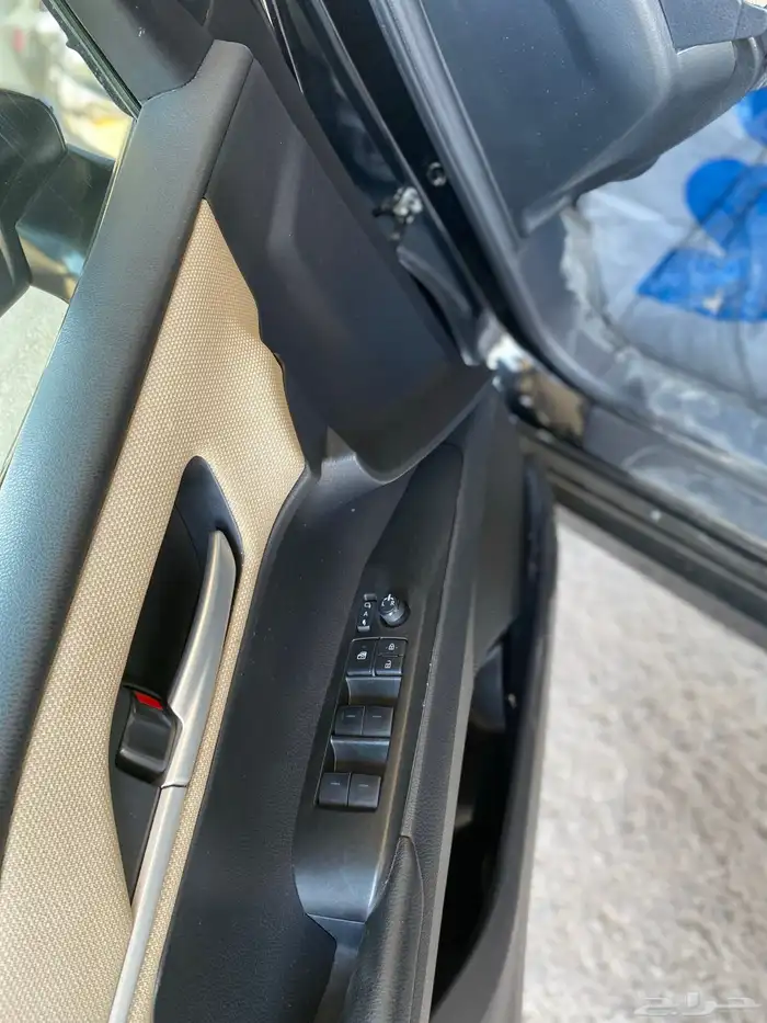 تويوتا كامرى E موديل 2025 ممشى 37 ألف كيلو متر 8