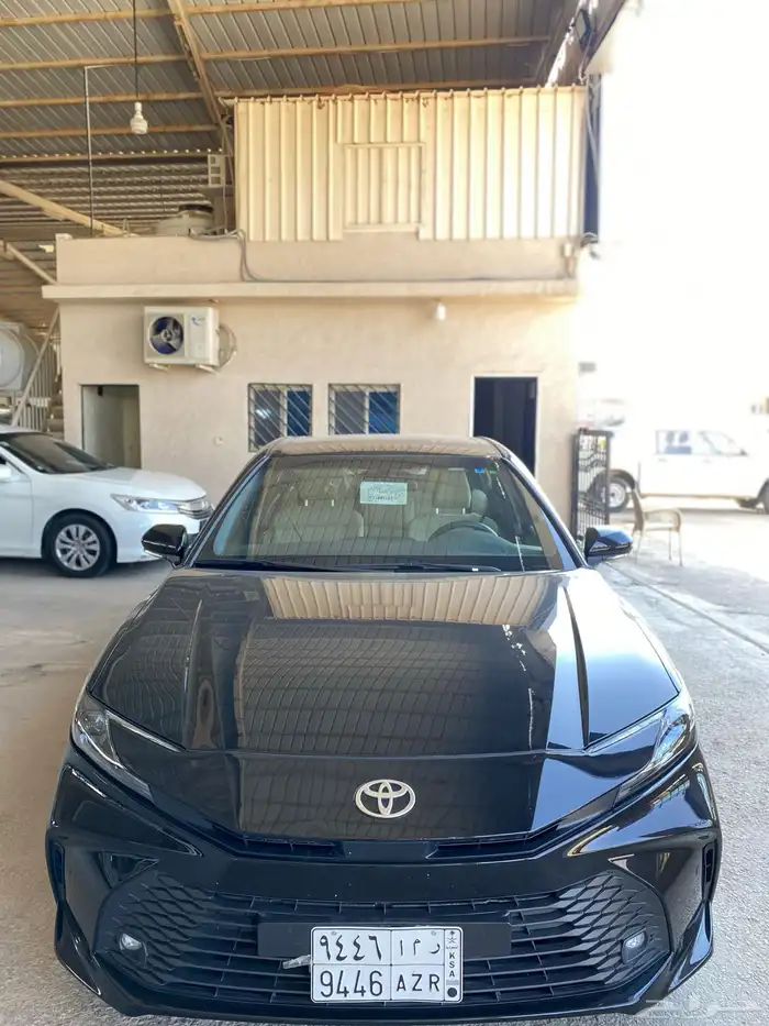 تويوتا كامرى E موديل 2025 ممشى 37 ألف كيلو متر 0