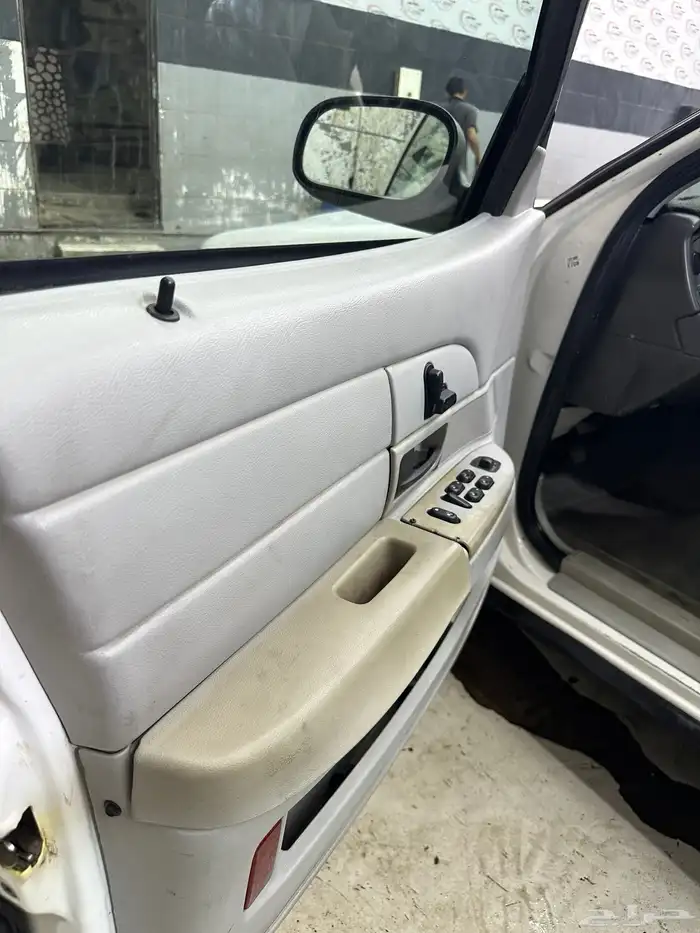 كراون فكتوريا بوليسي 2003 15