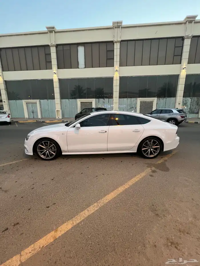 اودي اي 7 - Audi A7 line 2016 11