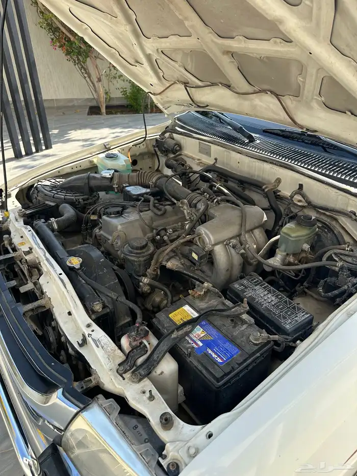 هايلوكس 2004 GL وكاله بالكامل ونظيفه جدا 7