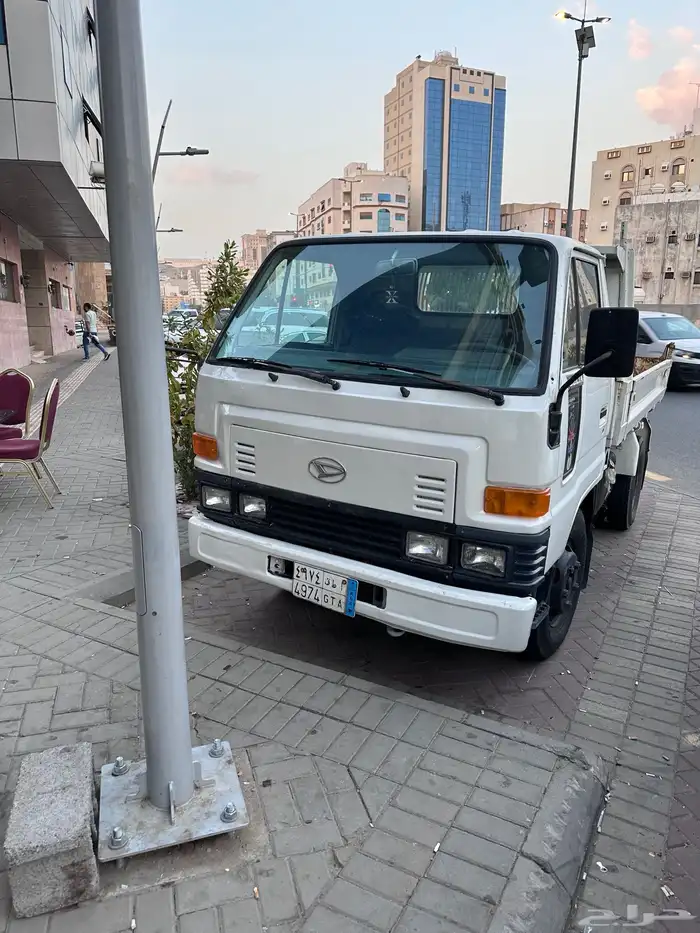 سيارة قلاب دايهاتسون 5