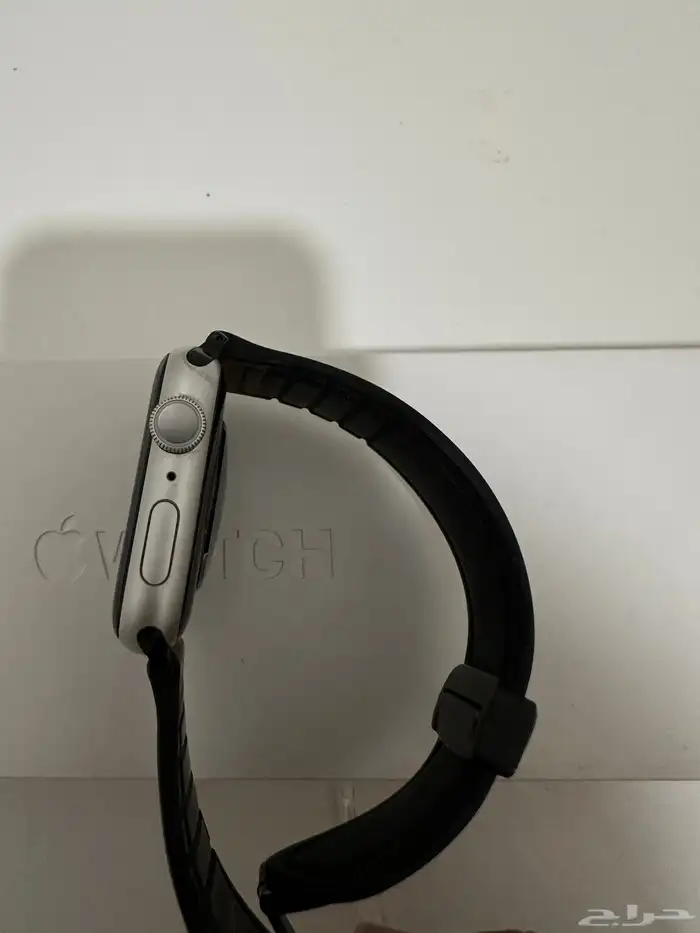 للبيع ساعة ابل 2