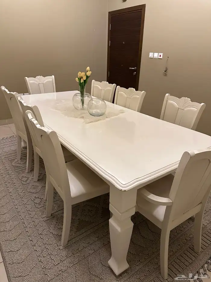 طاوله طعام 8 كراسي 0