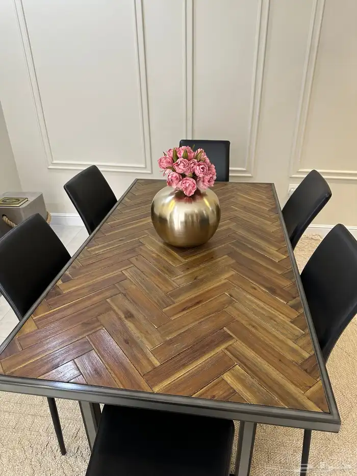 طاولة طعام فاخرة مع الكراسي 7