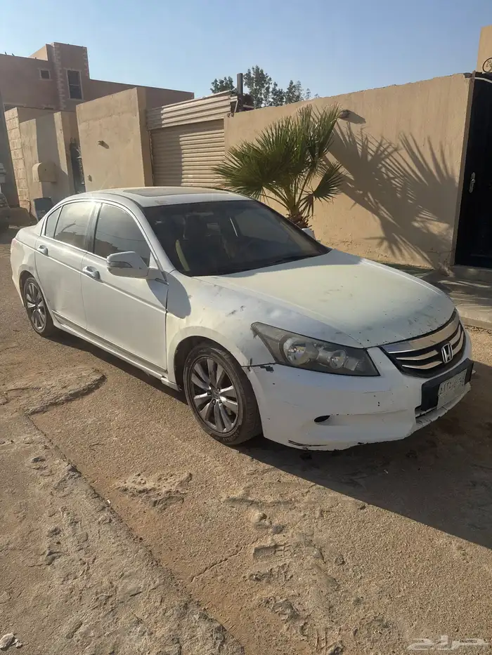 للبيع هوندا اكورد 2012 0