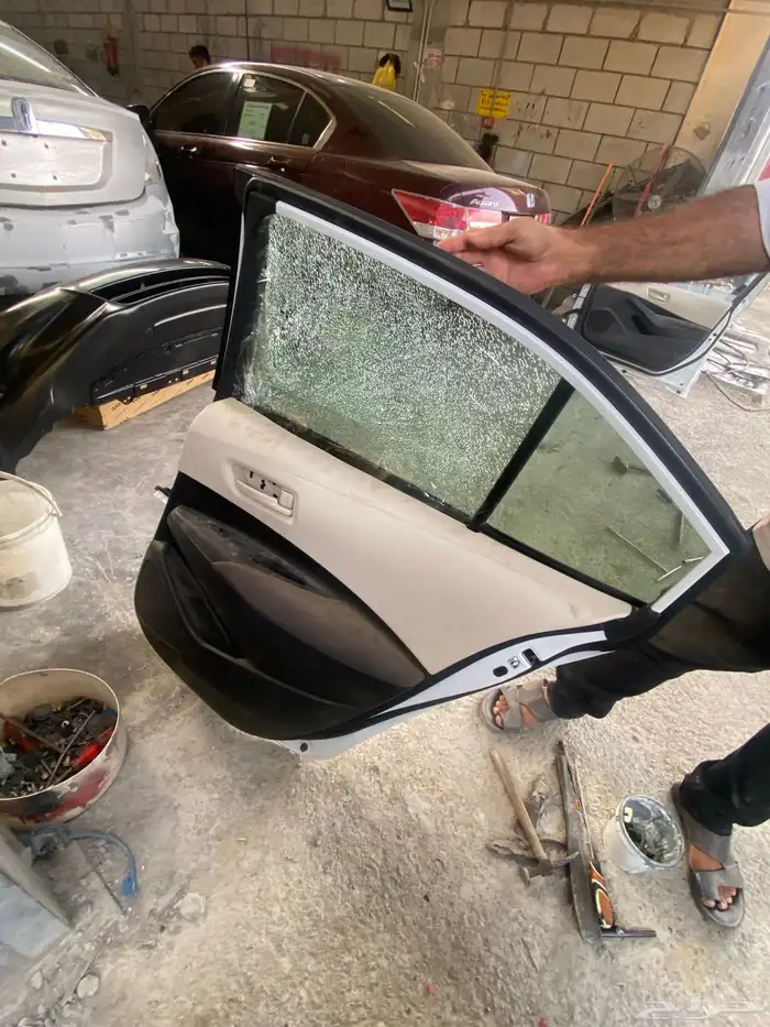 ابواب كورلا 2025 يمين للبيع 3