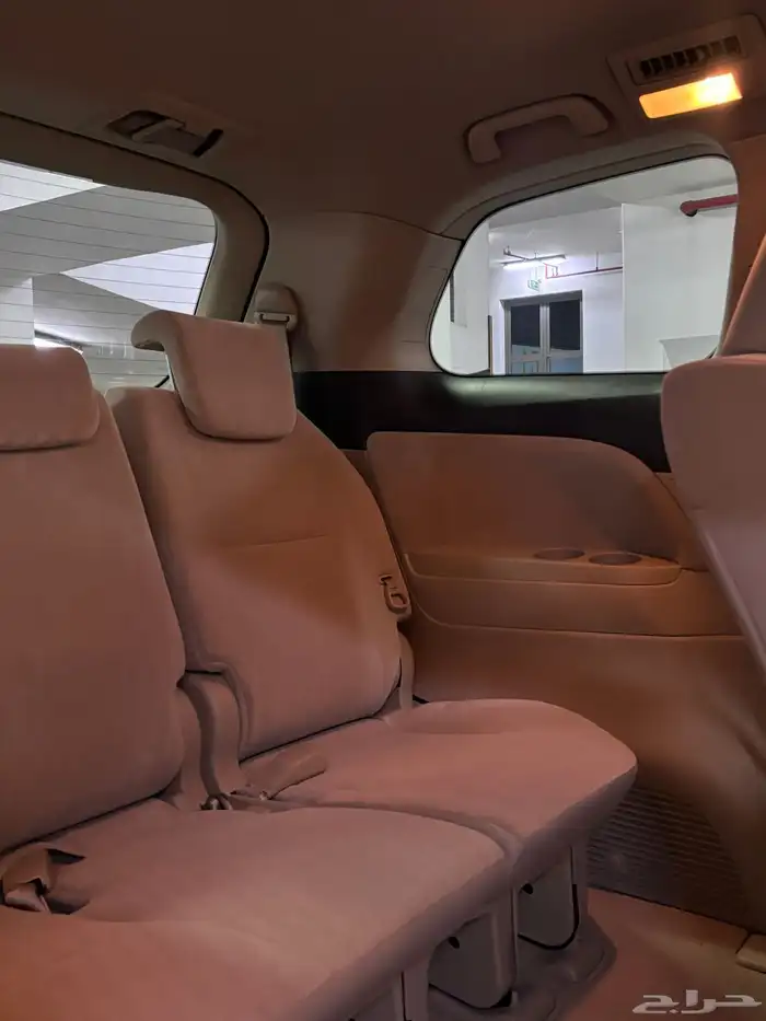 للبيع تويوتا بريفيا 2013 نظيف ممشى 130 45