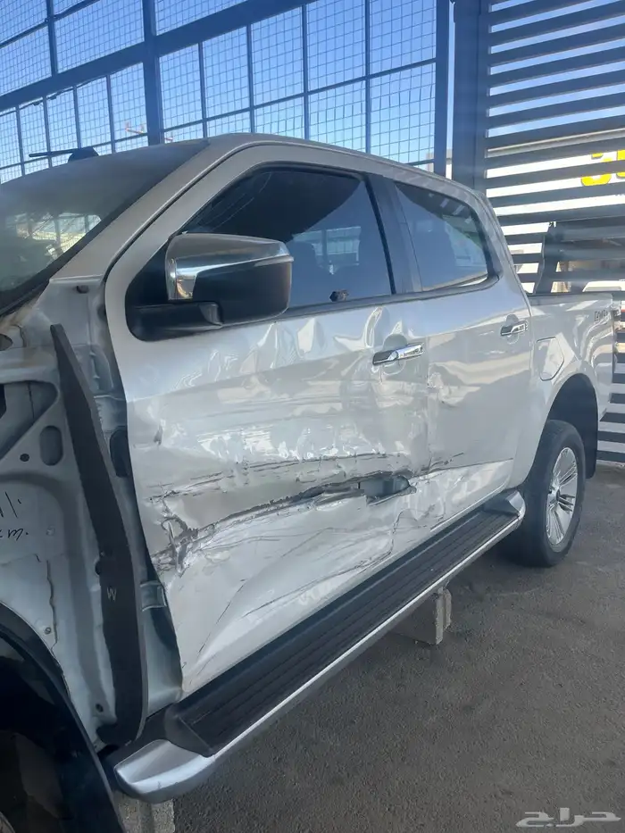 ايسوزو ديماكس LS 2022 مصدومه قطع غيار 7