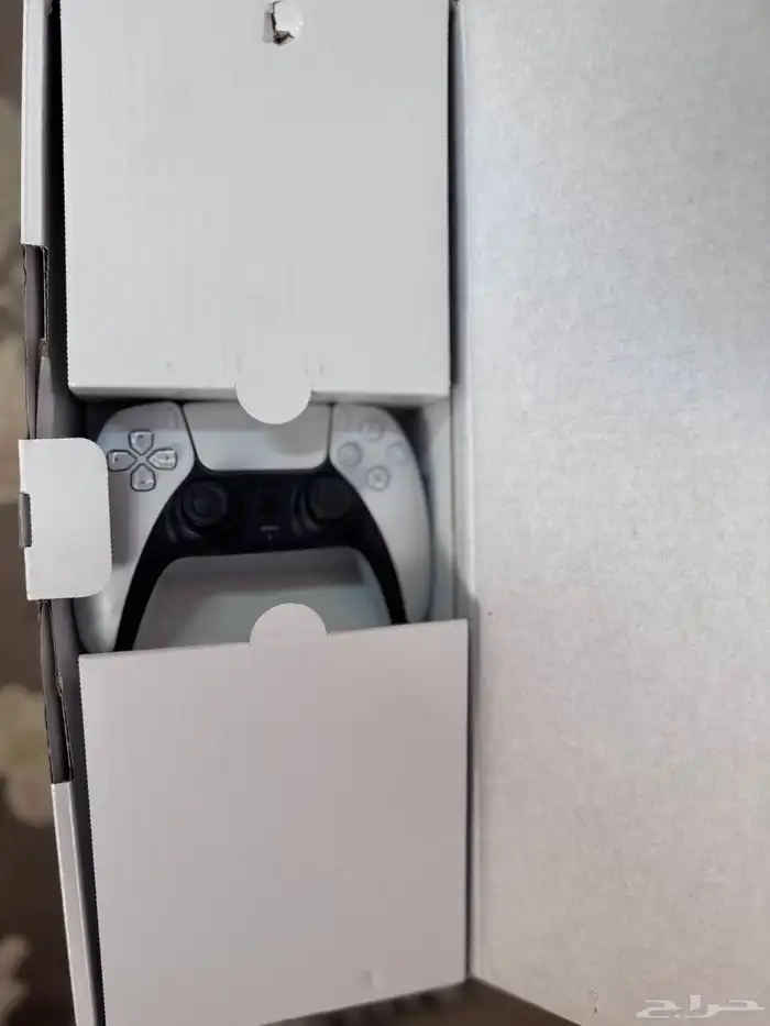 للبيع بلايستيشن 5 سليم 8