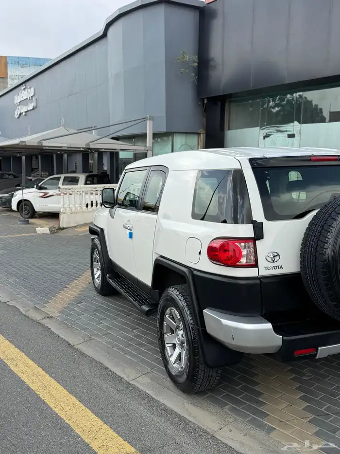 اف جي 2023 ابيض بودي وكاله ممشى قليل 6