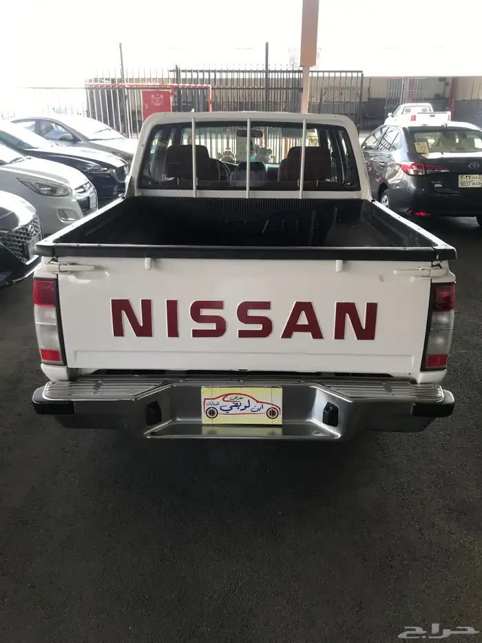 نيسان غمارتين GLموديل 2006 9