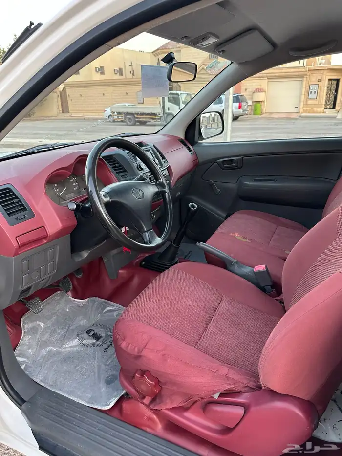 هايلكس 2015 GL باسم المالك الاول 2