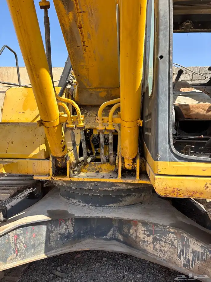 بوكلين كوماتسو موديل 2000 8