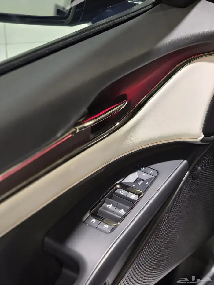 فورد تورس تيتانيوم موديل 2023 بحاله الوكاله 12