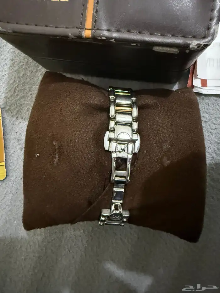 ساعة مارفل سويسري نسائية نظيفة جدا 2