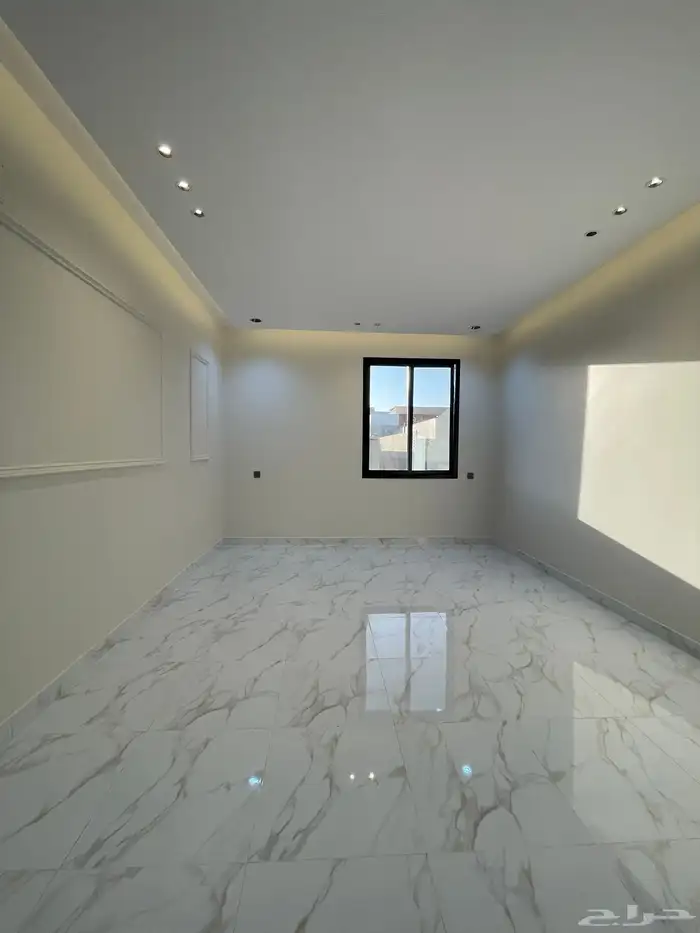 للبيع روف علوى دور ثانى مع ملحق ببايكة سياره من 750 الف 8