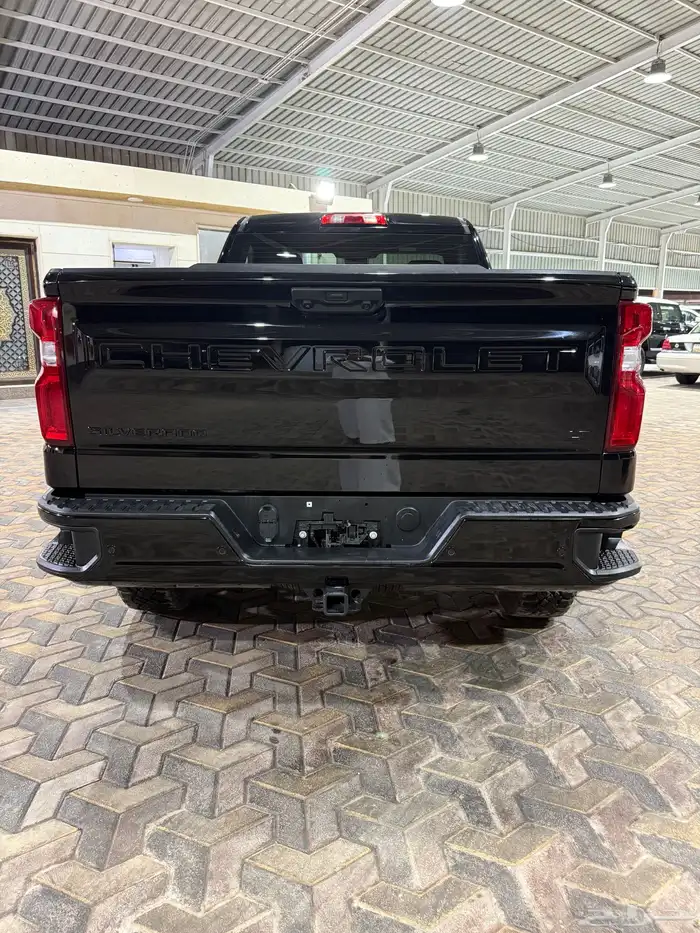 شيفورليه سلفراد تريل بوس بلاك موديل 2023 11