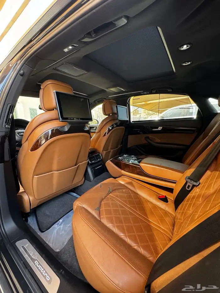 اودي A8 بحالة الوكاله مديل 2016 12