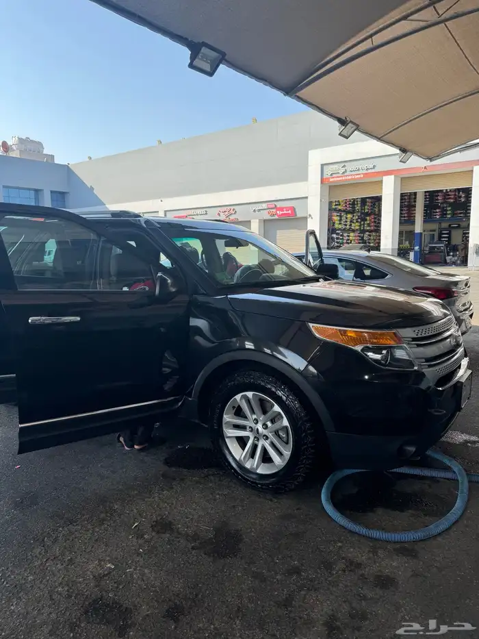 2014 Ford Explorer 0