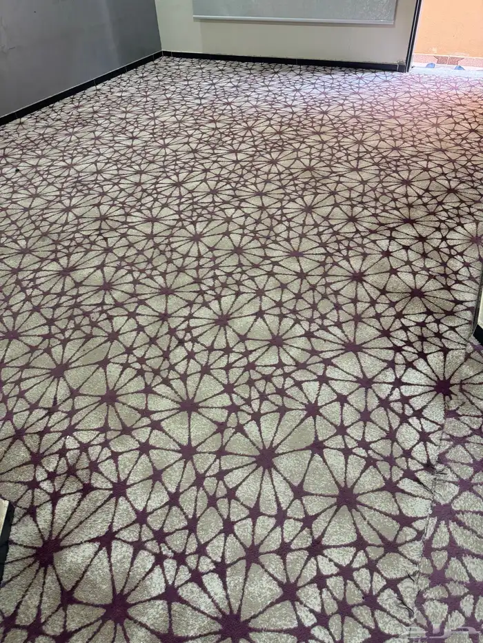 فرش مجلس وصاله وغرفه نظيفه تعتبر جديده على السوم 0