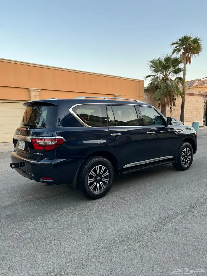 للبيع نيسان باترول تيتانيوم 2022 مخزن 11