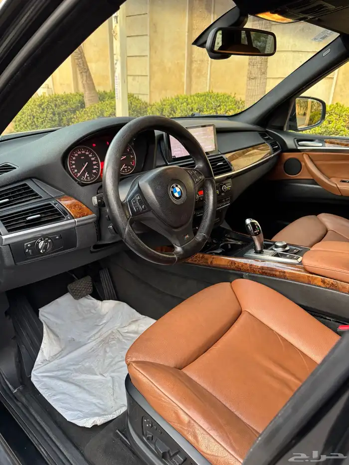 للبيع بي ام دبليو X5 موديل 2009 كت M ممشى قليل 20