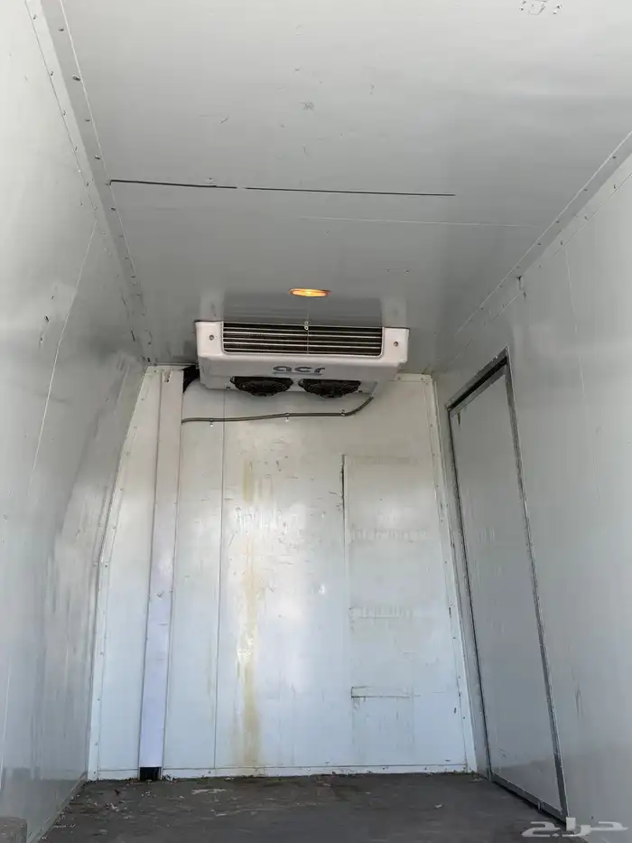 مرسيدس سبرنتر فان ثلاجة 1