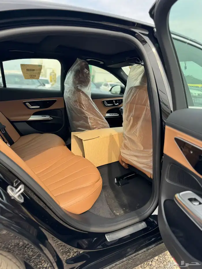 مرسيدس E200موديل 2025 (اصفار) 16