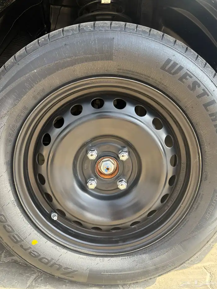 للبيع جنوط طقم اكسنت وكاله مستخدمه ومع الكفرات 0