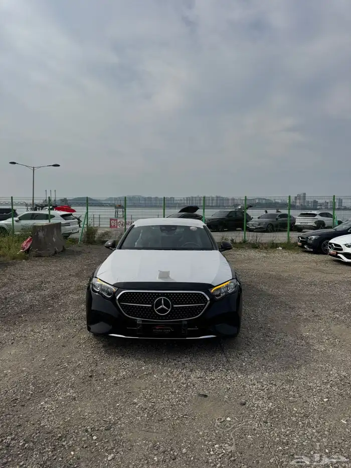 مرسيدس E200موديل 2025 (اصفار) 1
