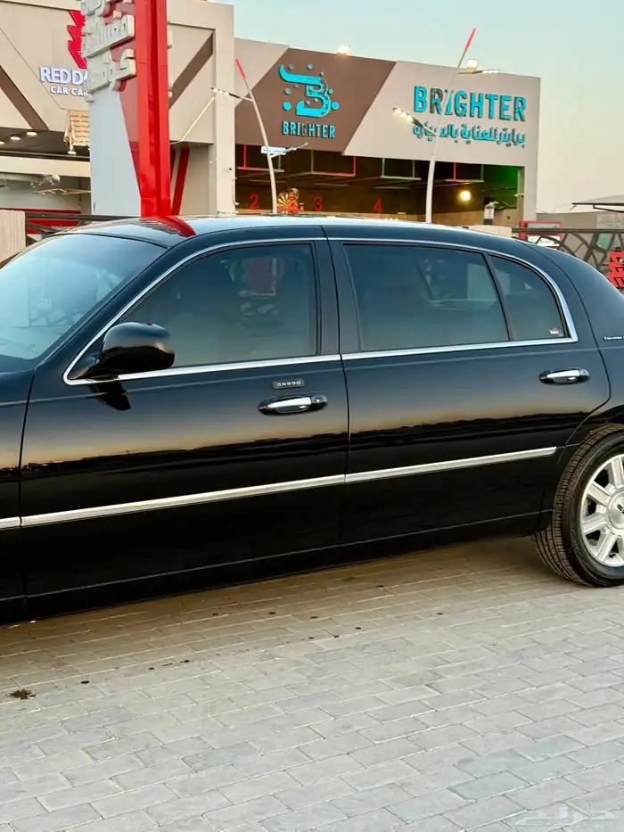 لينكون تاون كار لارج L ( مخزن 95الف ) سعودي 2011 بدي وكالة 3