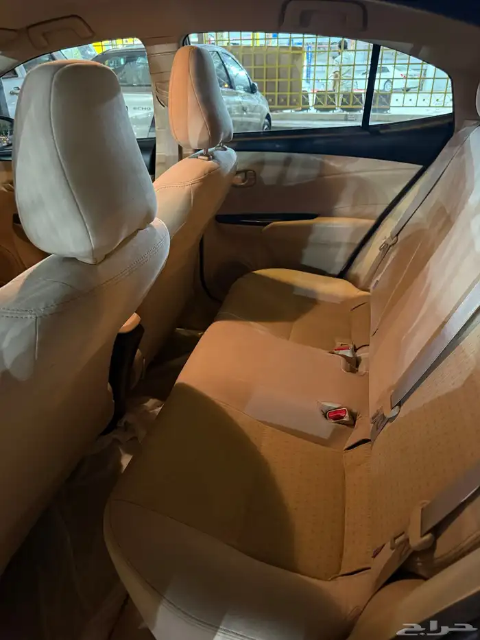 يارس Y 2022 فضي 4