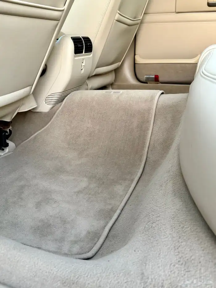 لينكون تاون كار لارج L ( مخزن 95الف ) سعودي 2011 بدي وكالة 28