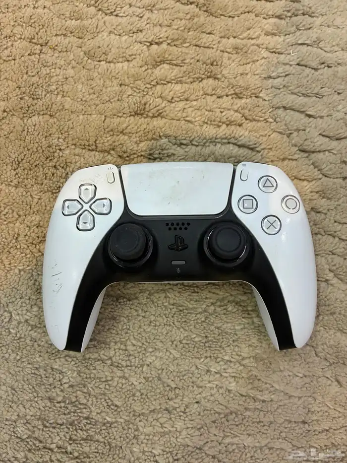 يد بلايستيشن 5 اصليه وكاله 0