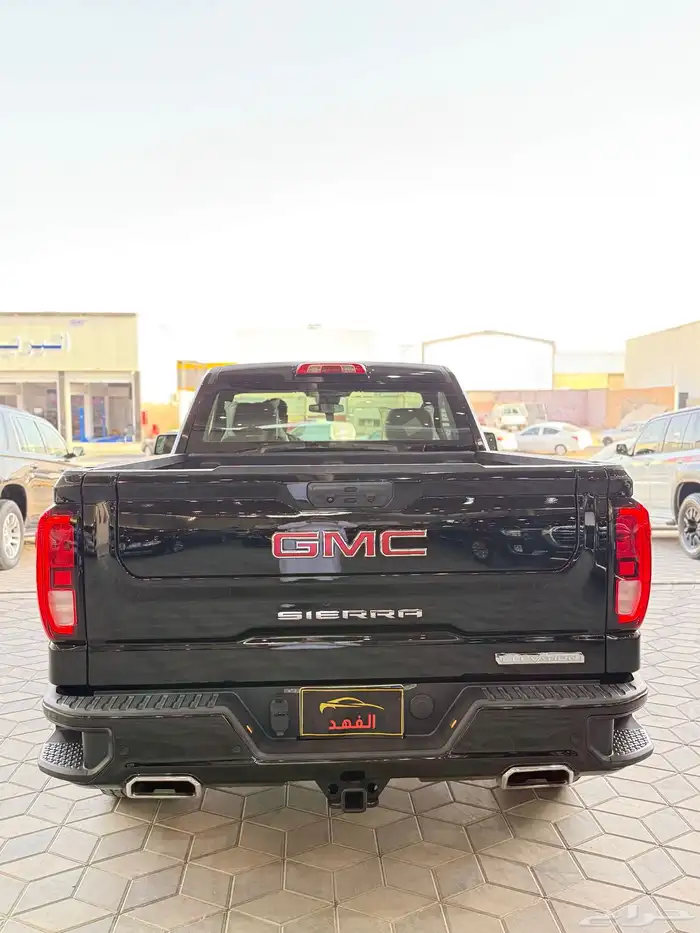 جي ام سي - سييرا - 2023 - الفيشن 11