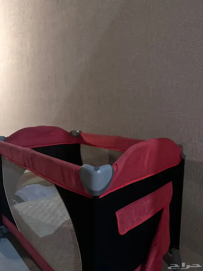 للبيع سرير اطفال متنقل 25 ريال 1