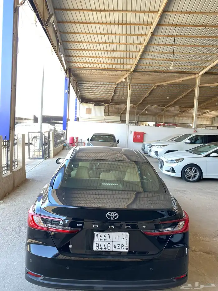 تويوتا كامرى E موديل 2025 ممشى 37 ألف كيلو متر 15