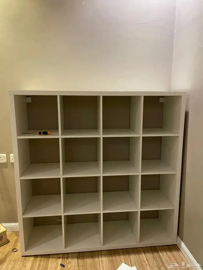 سرير اطفال ورفوف ايكيا 1