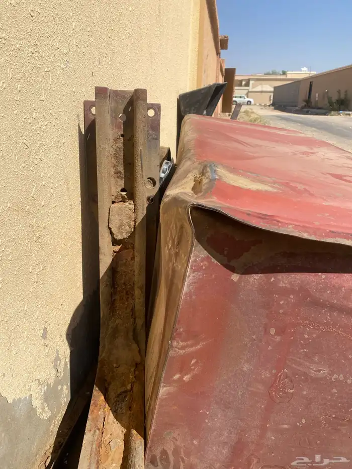 تانكي ديزل مع الكمر والسب لتانكي مشروط من الشق فية طعج خفيف 2