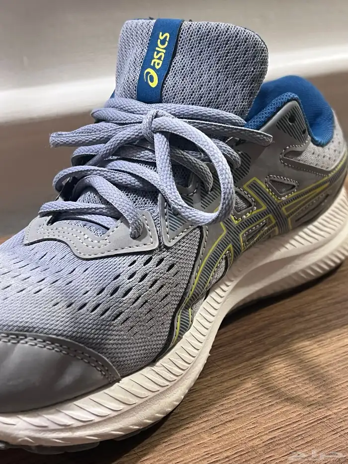 حذاء أسيكس 1